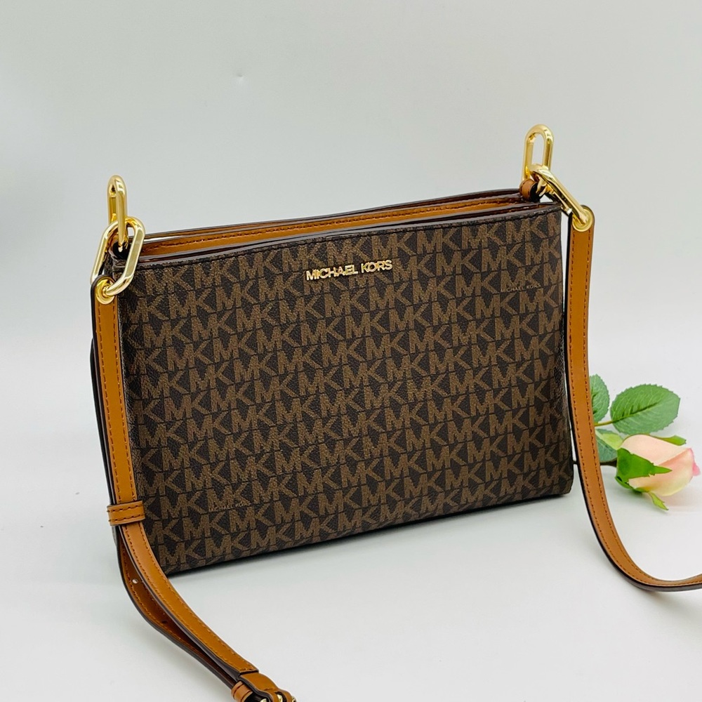 Michael Kors Trisha Medium Triple Compartment Xbody Bag Brown - Picture 2 of 10